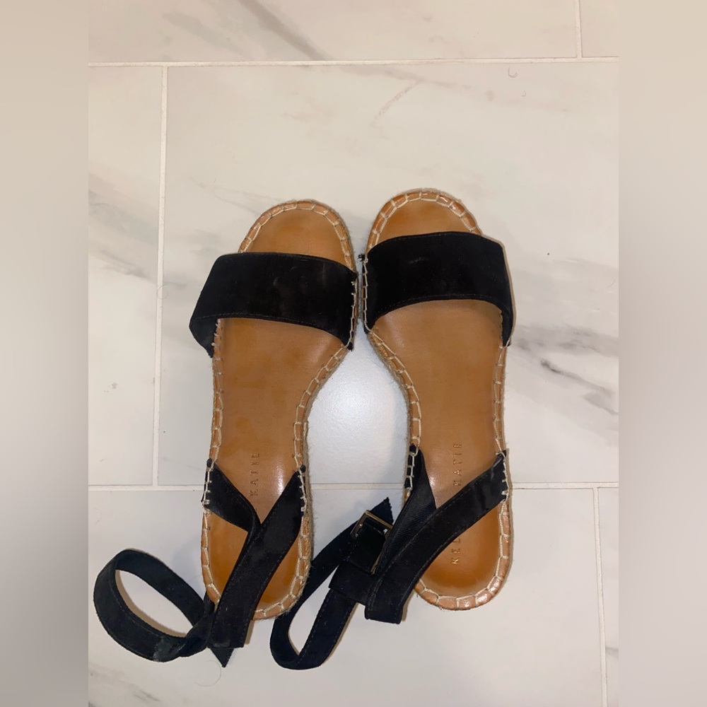 Slight platform/ heel, Excellent condition, almost brand new.